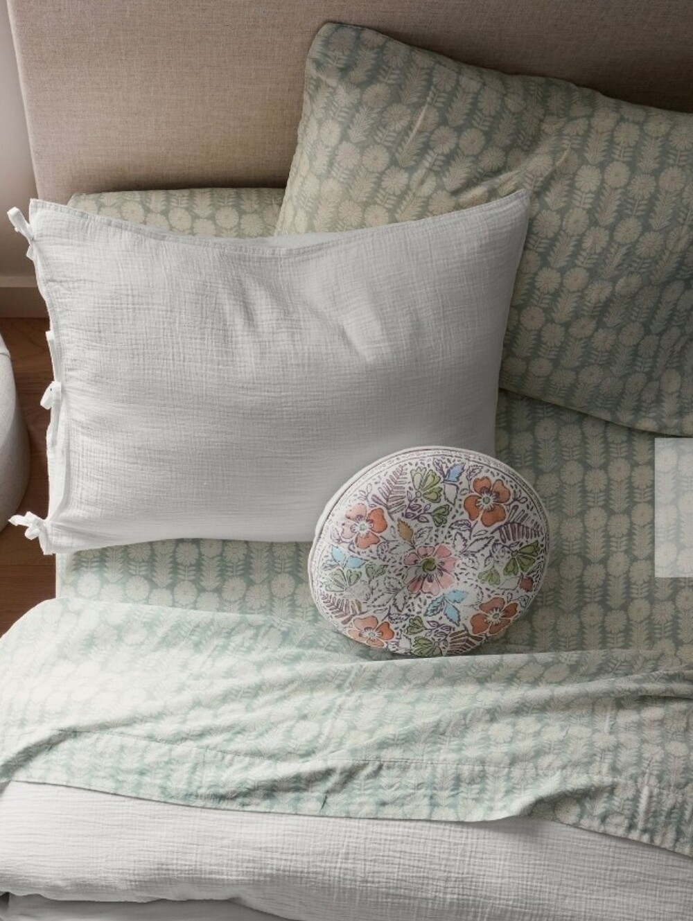 Pottery Barn Teen Hiri Floral Gauze Flat Sheet Twin XL Sage Scandinavian Folk